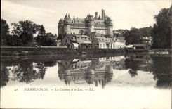 Pierrefonds CPA Le chateau et le lac