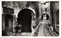 Saint Paul CPA an ancient door