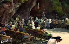 MODERN CARD Lourdes patients in front of the cave