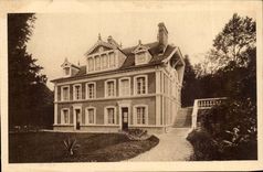 CPA Buissonnets Frontage and terrace