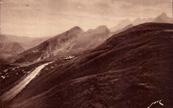 CPA thermal Road of aubisque At the top pastures at the roadsides