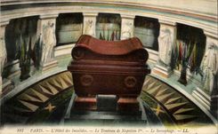 Paris (7th) CPA Lhotel of Invalides the tomb of Napoleon the 1st sarcophagus