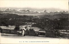 Pau CPA Gave and has chain of the Pyrenees