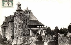Montlucon - Le Vieux Chateau et son Esplanade CPA 