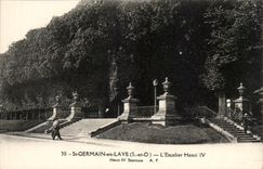 Saint Germain in Bush hammer CPA Staircase Henri IV