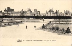 Palate of Fontainebleau CPA Seen from of the floor