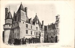 CPA Chateau d'Usse La courd 'honneur 16eme