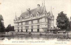 Azay le Rideau CPA Le chateau Facade meridionale