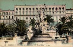 Toulon CPA Monument of the federation and the large hotel