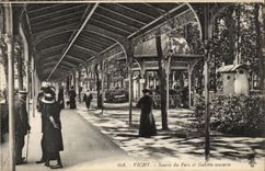 Vichy CPA Source of the park and covered gallery