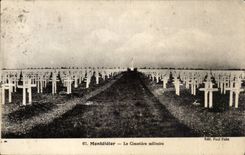 Montdidier CPA the cemetery miltiaire