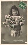 Fantasy - Child - Girl with flowers -- receive the flowers - Colette Michelet - CPa