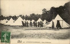 Avon Fontainebleau CPA Camp of infantry (soldiers militaria)