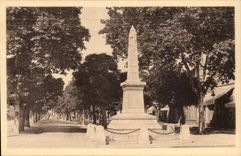 Rieumes CPA Monument to the 80 died of the Great War