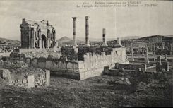 Romische Ruinen Algerien-CPA von Timgad der Tempel des Genies und der Bogen von Trajan