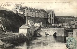 Thouars CPA Castle of the dukes of Tremoille House of correction since 1871 Old bridge