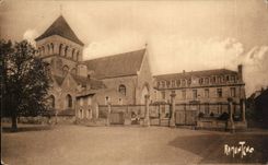 Thouars CPA the church Saint Laon and the town hall