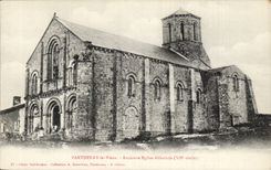 Parthenay CPA Old abbey church