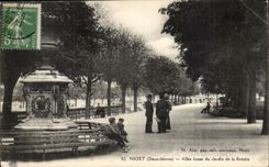 Niort CPA Allee low of the garden of the Breach