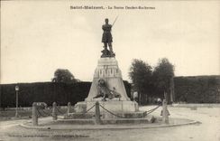 Saint Maixent CPA Statue Denfert Rochereau (lion)
