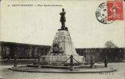 Saint Maixent CPA Places Denfert Rochereau (lion)