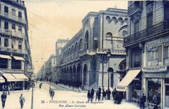 Toulouse CPA Le musee des Augustins Rue Alsace Lorraine (couturier cordonnerie)