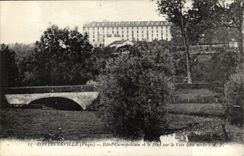 Contrexeville CPA Hotel cosmopolitain and the bridge on Squirrel fur