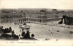 Paris CPA Vue generale du Louvre