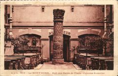 Mount Gilds CPA Hall of the baths of Roman Colonne feet