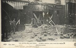 Paris CPA zeppelins on Paris odious Crimes of the boches Effect of bomb (shoe-maker) in the 20th Street of MArouilles