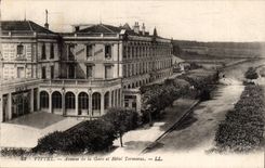 Vittel CPA Which occurred of the station and hotel terminus