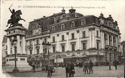 Clermont-ferrand CPA das Theater und das monumetn Vercingetorix
