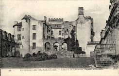 Surroundings of Chatelguyon cPA Chaetau de Chazeron principal Frontage