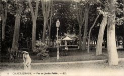 Chateauroux CPA Seen with the public garden