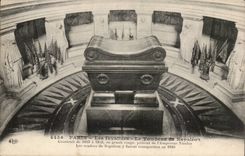 Paris CPA Invalides the tomb of Napoleon