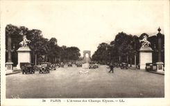 Paris CPA Which occurred of the Champs Elysees