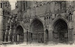 Chartres cPA Cathedral southernmost Gate