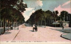 Amiens - the Boulevard of the Email - horse - CPA