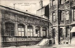 Rouen CPA Hotel Bourgtheroulde interior Court