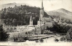 Lourdes CPA the basiliquet and swimming pools