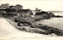 Biarritz CPA La villa et l'hotel Chateau des Falaises
