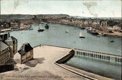 Dieppe cPA gesehen an vor dem Hafen genommen von den Klippen von Pollet