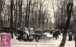 Paris CPA Le bois de Vincennes pittoresque Les jeux de boules TOP