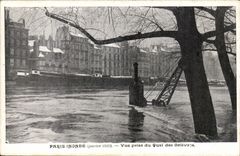 Paris CPA 1910 Vue Floods taken of the quay of the Goldsmiths