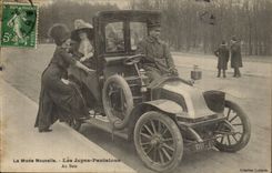 Paris CPA new fashion the trouser skirts With wood (automobile taxi) TOP