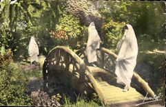 Algeria Moorish CPA Scenes and standards Women