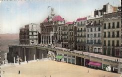 Constantine - der Nemours Platz und die Prachtstrasse Jolly de Bressillon - CPA