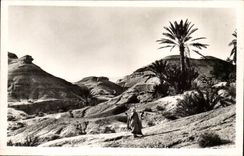 Algeria CPA Aures Surroundings of Biskra Oasis of Mr Chouneche Landscape of erosion of Mr Chouneche