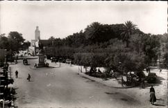 Statue Algerien-Biskra CPA Constantine des Lavigerie Kardinals