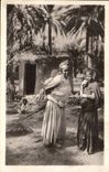 Algeria Constantine CPA Biskra Moorishes in front of their Gourbi (women)